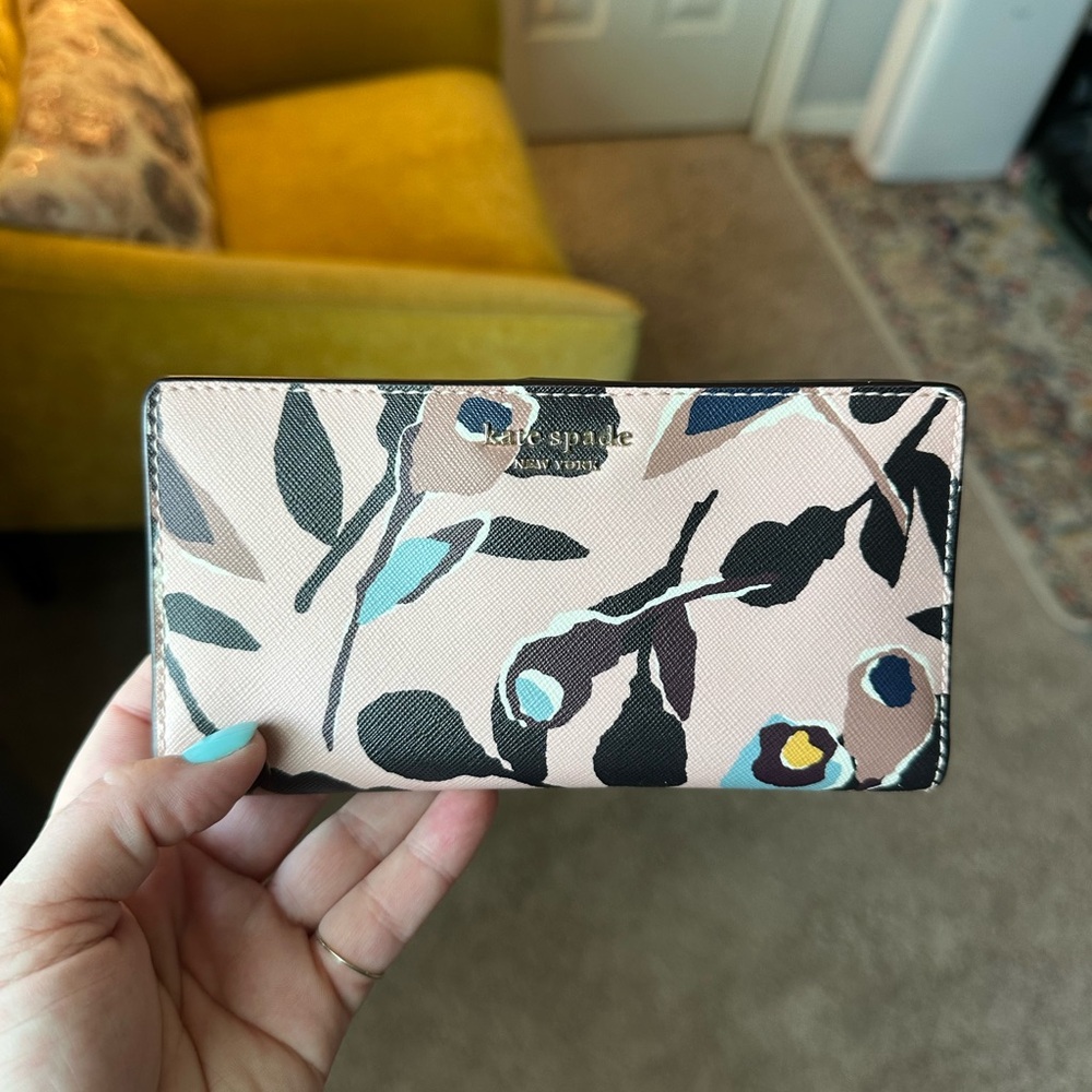 Kate Spade Floral Wallet - Black and Cream -used